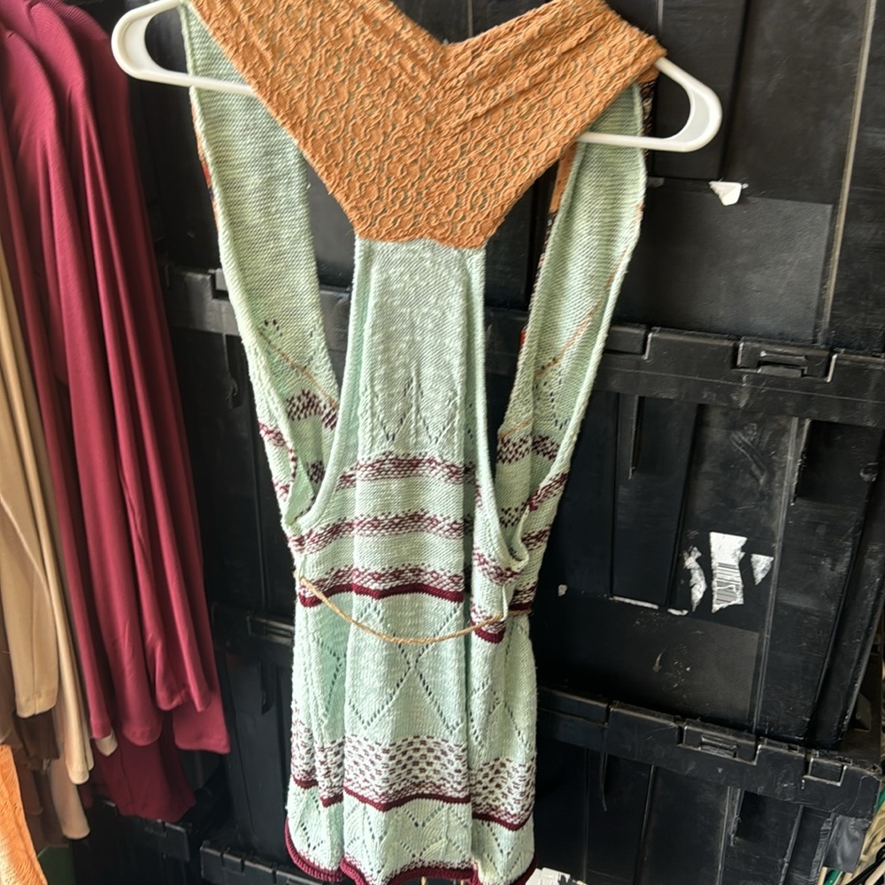 Gimmicks Aztec vest - Picture 3 of 4